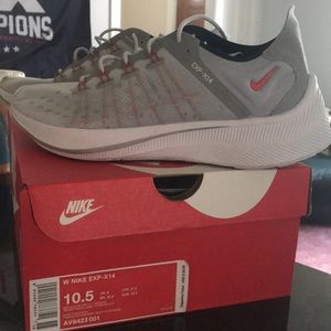 Nike Woman's EXP- X14